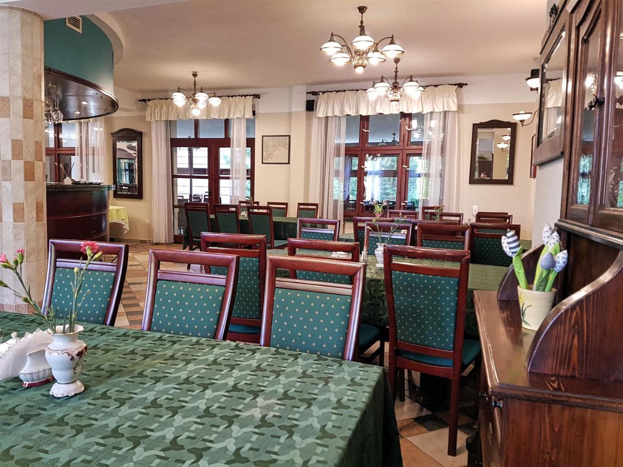 Zadrna Rezydencja Aparthotel Chełmsko Śląskie Esterno foto